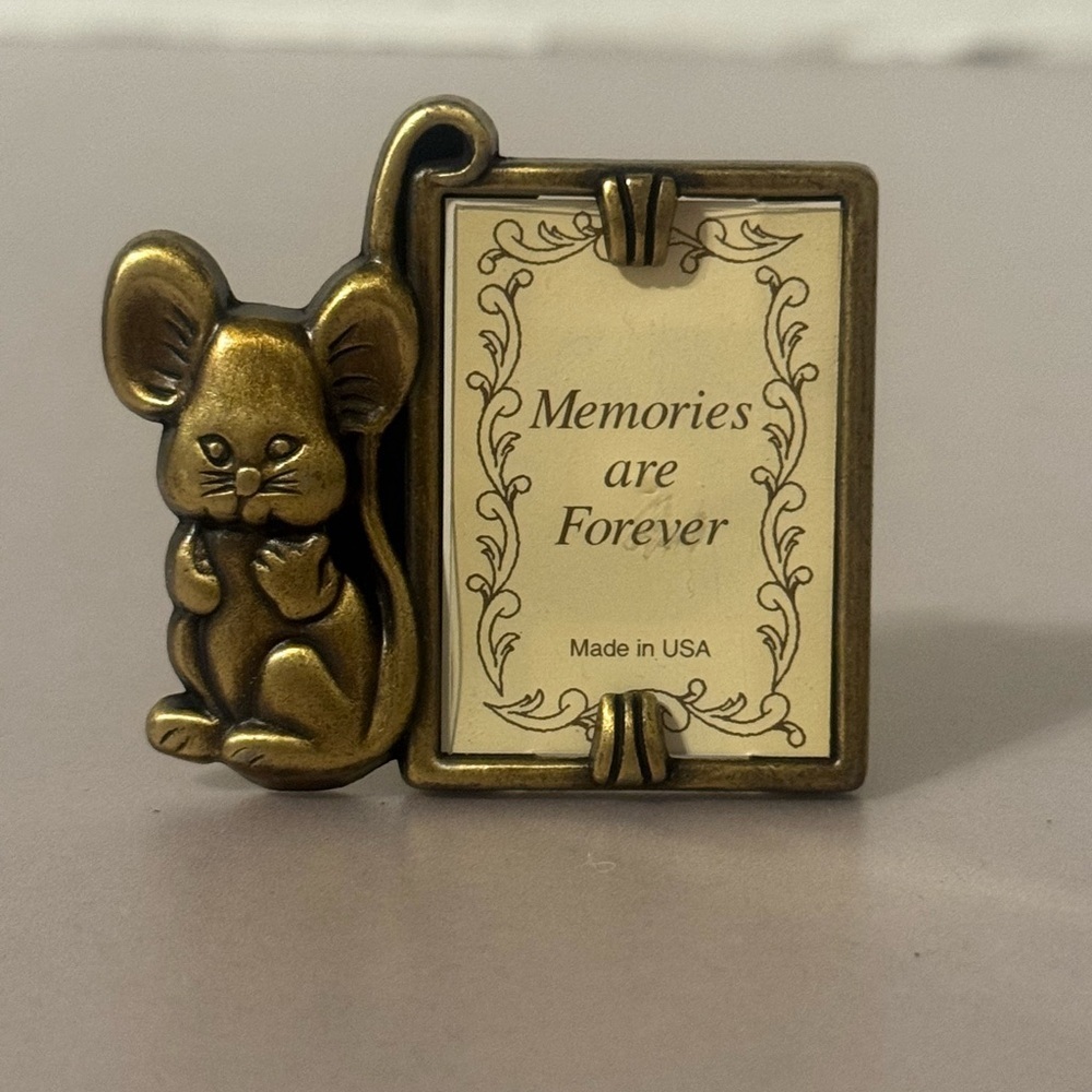 Vntg. Miniature Molded Brass Frame 2.0"x2.25